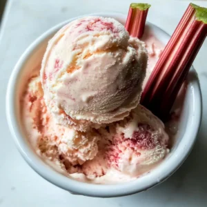 Homemade Rhubarb Ice Cream